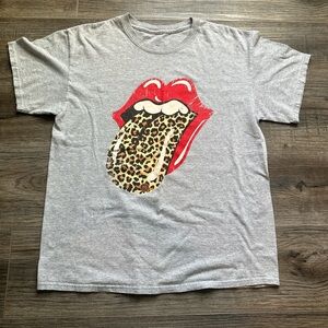 Rolling stone tee